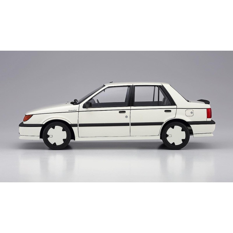Збірна модель автомобіль – ISUZU GEMINI (JT190) – Hasegawa 21126
