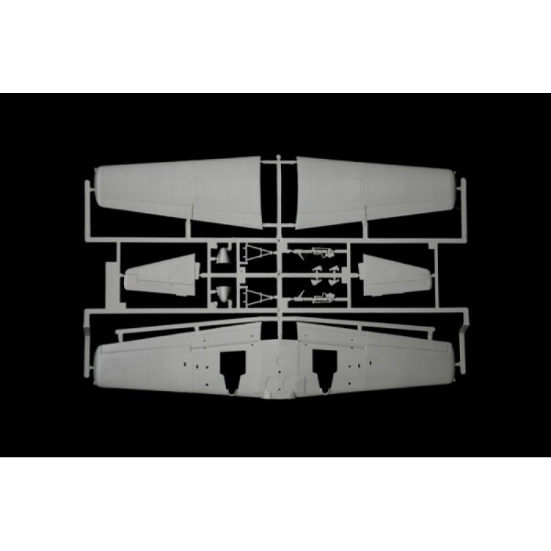 Сборная модель самолета Сборная модель 1:48 Самолет AD-4W Skyraider Италери 2757 1:48