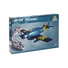 Сборная модель 1:48 Самолет AD-4W Skyraider Италери 2757