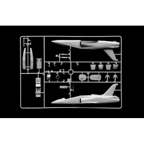 Сборная модель самолета Cборная модель 1:48 Самолет BAE Hawk T Mk. I Италери 2813 1:48