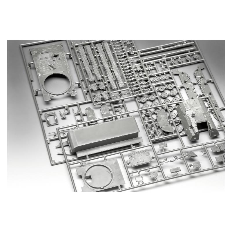 Збірна модель Збірна модель-копія Revell набір САУ Panzerhaubitze 2000 (версія UA) рівень 4 масштаб 1:72