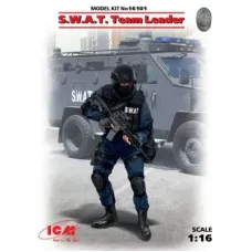 Сборная модель 1:16 Фигура S.W.A.T. Лидер группы ICM 16101