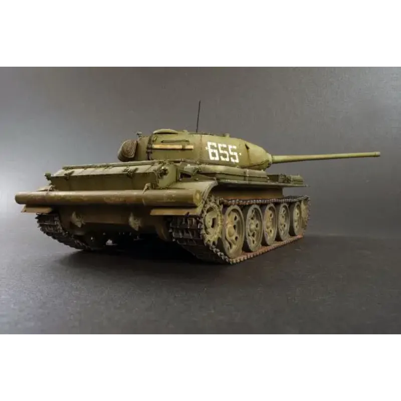 Средний танк Т-44 M 1:35
