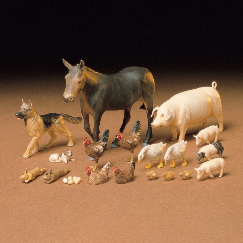 Збірна модель Tamiya – фігури тварин 1:35 Livestock 35128