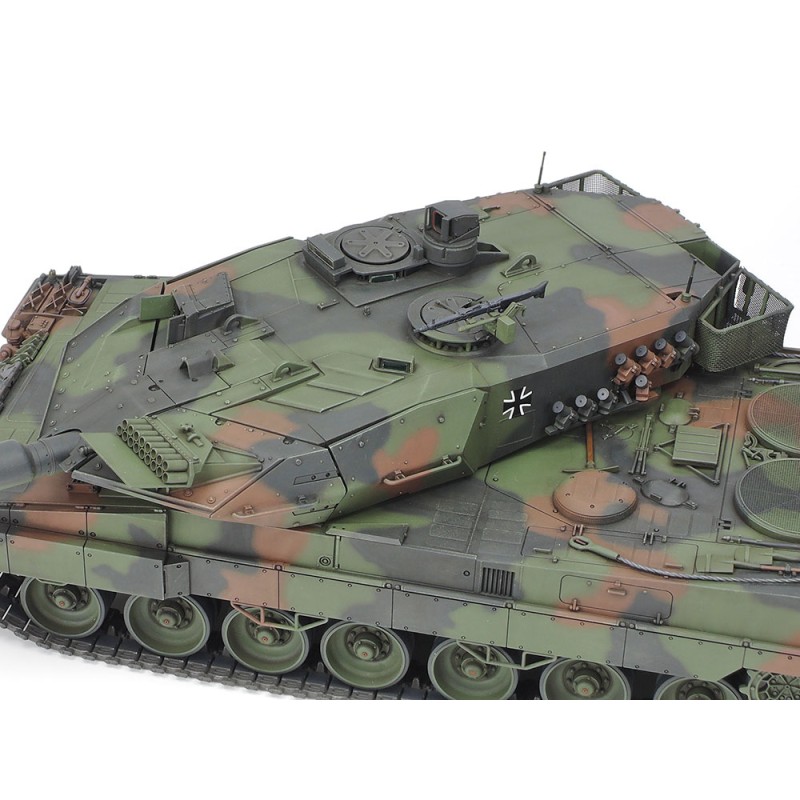 Збірна модель Tamiya – танк 1:35 Leopard 2 A6 Main Battle Tank 35271