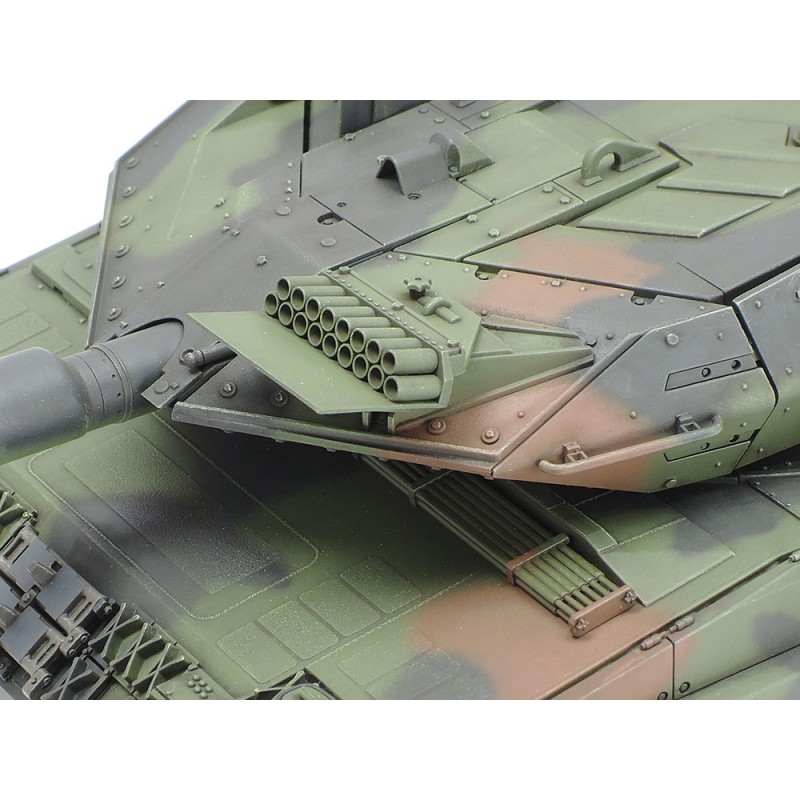 Збірна модель Tamiya – танк 1:35 Leopard 2 A6 Main Battle Tank 35271