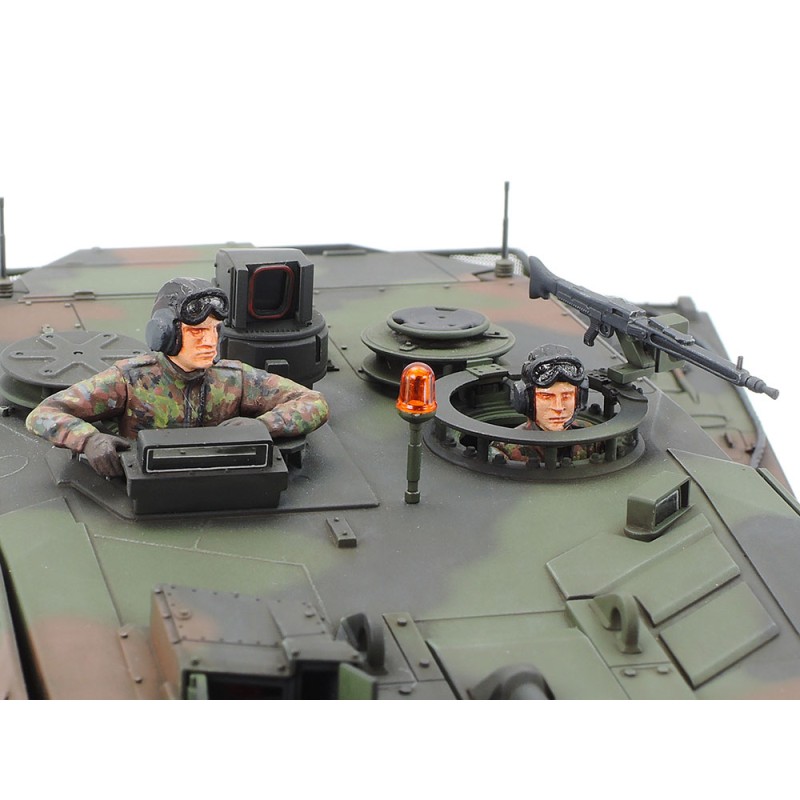 Збірна модель Tamiya – танк 1:35 Leopard 2 A6 Main Battle Tank 35271