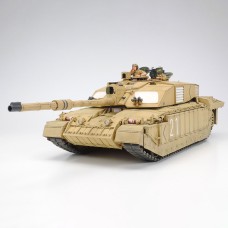 Tamiya — танк 1:35 Challenger 2 (Desertised) 35274