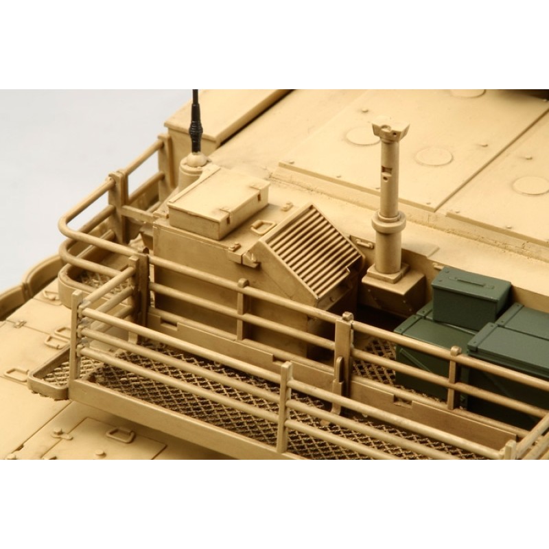 Збірна модель Tamiya – танк 1:35 M1A2 SEP TUSK II 35326