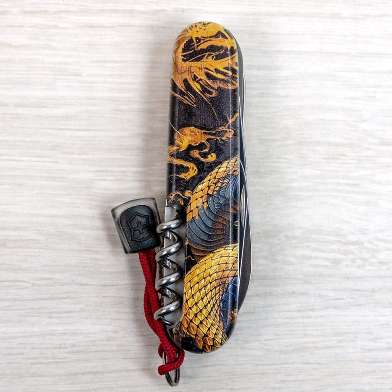 Складаний ніж Victorinox HUNTSMAN ZODIAC Дерев'яна змія 1.3713.3.Z4280pk