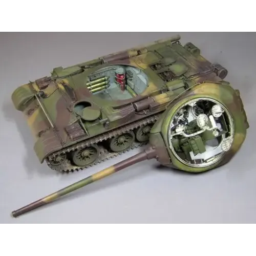 Средний танк T-54-1 с полным интерьером 1:35