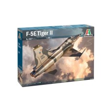 Cборная модель 1:48 Самолет F-5E Тигр II Италери 2827