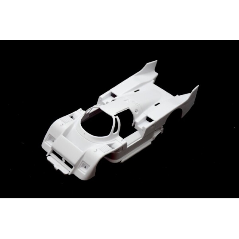 Збірна модель Збірна модель 1:24 Автомобіль Lancia LC2 Italeri 3641