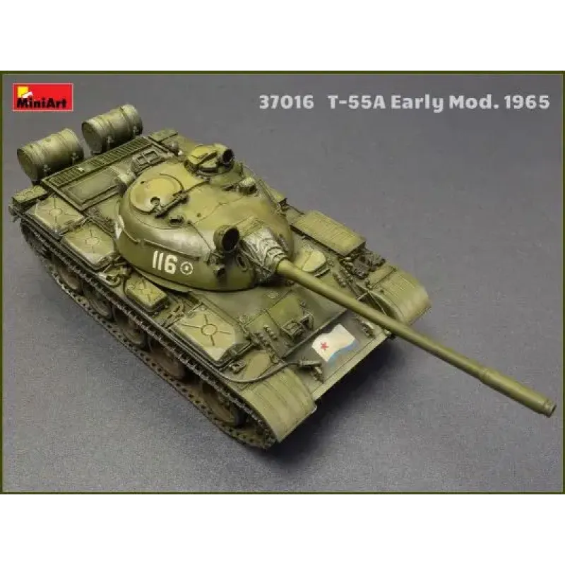 Средний танк Т-55А образца 1965 г., ранний с интерьером 1:35