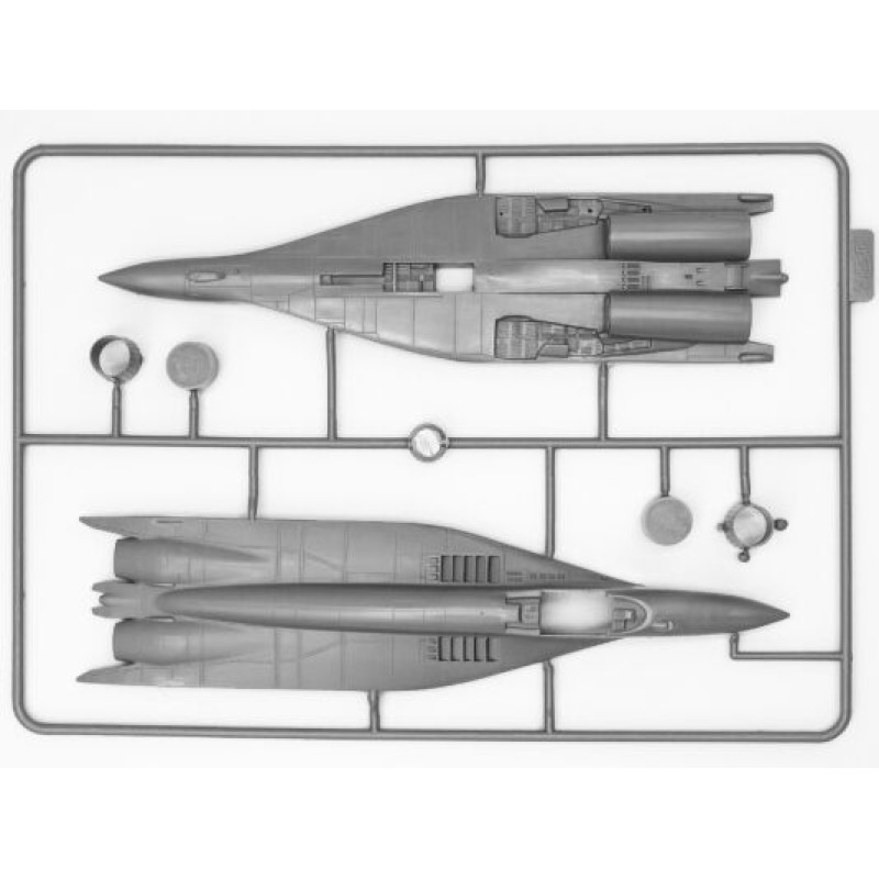 Сборная модель самолета Сборная модель 1:72 Советский военный аэродром 1980-х ICM DS7203 1:72