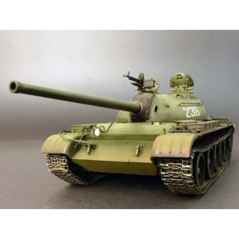 Збірна модель Середній танк T-54-3, 1951 р. 1:35