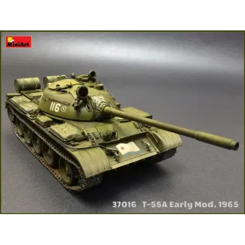 Средний танк Т-55А образца 1965 г., ранний с интерьером 1:35