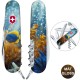 Швейцарский складной нож 91мм Victorinox CAMPER DESIGN Желто-голубая рыбка 1.3613.7.R2020pk