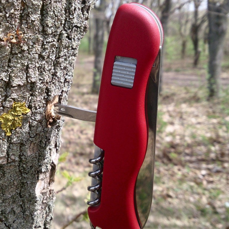 Швейцарский складной нож 111мм Victorinox OUTRIDER 0.9023