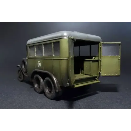 Штабной автобус ГАЗ-05-193 1:35