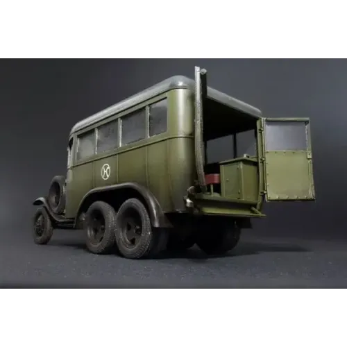 Штабной автобус ГАЗ-05-193 1:35