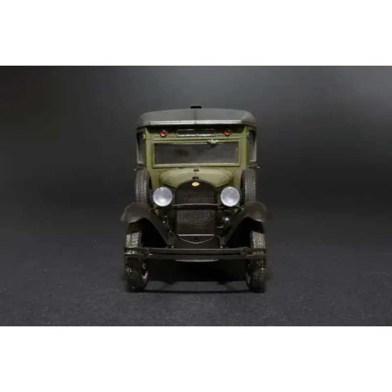 Штабной автобус ГАЗ-05-193 1:35