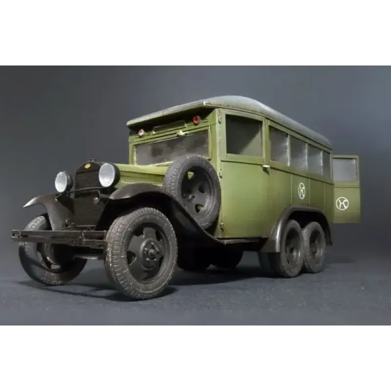 Штабной автобус ГАЗ-05-193 1:35