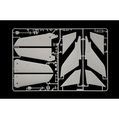 Збірна модель літака Збірна модель 1:48 Літак Tornado GR.1:IDS (Війна в Перській затоці) Italeri 2783 1:48