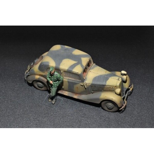 Авто-мото Збірна модель 1:35 Німецький автомобіль Typ 170V Saloon MiniArt 35203