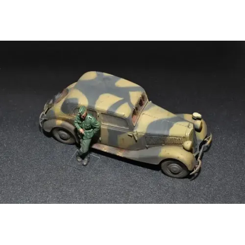 Авто-мото Німецький автомобіль Personenwagen Typ 170V Saloon 1:35 Personenwagen Typ 170V Saloon 1:35