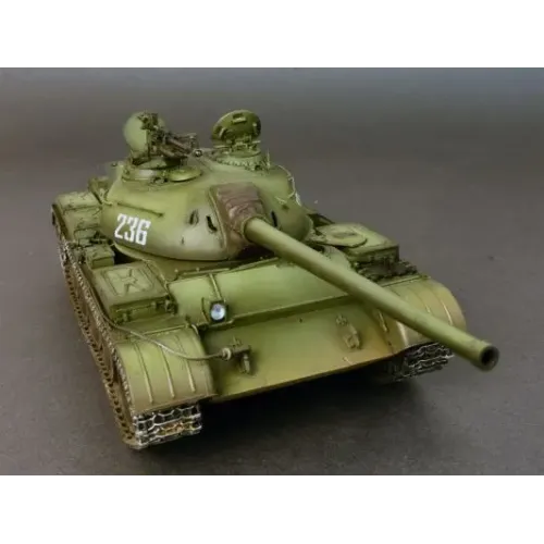 Бронетехника и артиллерия Средний танк T-54-3, 1951 г. 1:35
