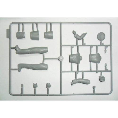 Фігури та мініатюри Збірна модель 1:16 Фігура Сержант морської піхоти США ICM 16005