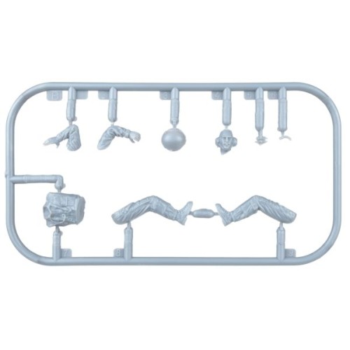 Фигуры и миниатюры Сборная модель 1:35 Фигуры британский экипаж БТР Миниарт 37059