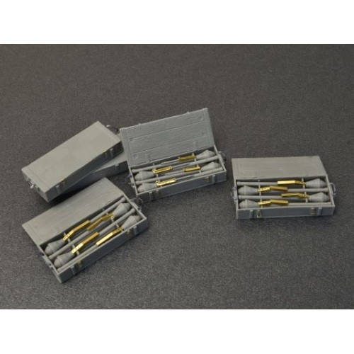 Фігури та мініатюри Збірна модель 1:35 Німецький гранатомет (Панцерфауст 30:60) MiniArt 35253