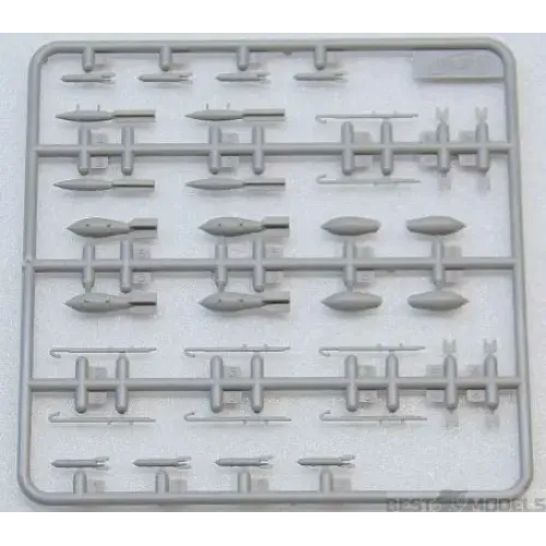 Сборная модель самолета Сборная модель 1:48 Советский истребитель-биплан I-153 (зимняя версия) ICM 48096 1:48