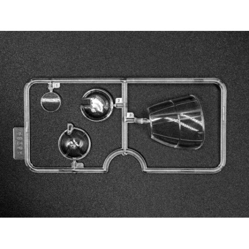 Сборная модель самолета Сборная модель 1:48 Самолет Хайнкель He 111H-20 «Пленный Хейнкель» ICM 48268 1:48