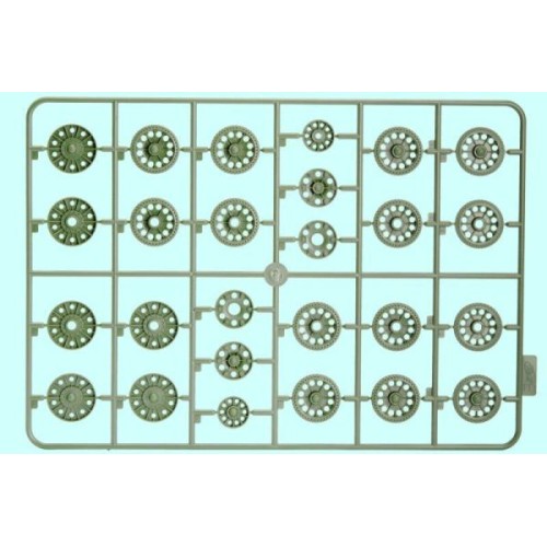 Бронетехника и артиллерия Средний танк Т-34/76 (производства конца 1943 г.) (ICM 35366)