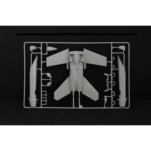 Сборная модель самолета Cборная модель 1:48 Самолет F:A-18F Super Hornet Италери 2823 1:48