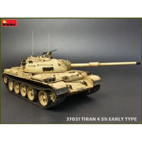 Бронетехника и артиллерия Танк Тиран 4 Sh, раннего типа с интерьером 1:35