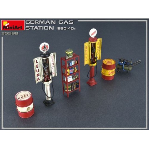 Будівлі та елементи Збірна модель 1:35 Набір німецька заправна станція 1930-40р. Miniart 35598