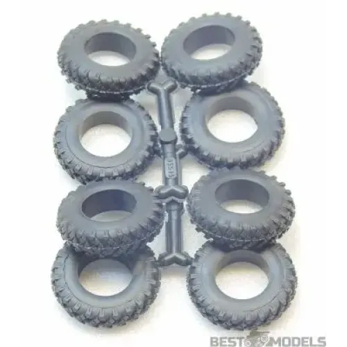 Авто-мото Сборная модель 1:35 Советский автомобиль технической помощи ЗИЛ-131 ICM 35518