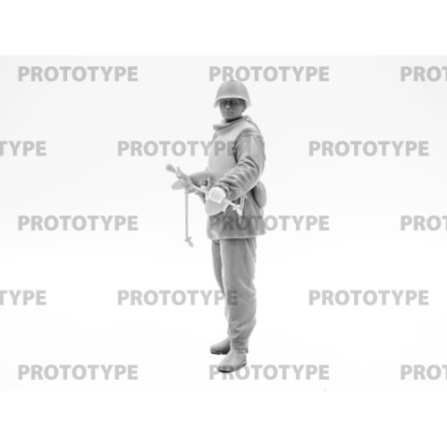 Фігури та мініатюри Збірна модель 1:16 Фігура інженер-сапер Другої світової війни ICM 16013