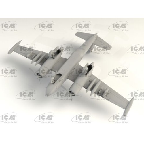 Сборная модель самолета Ударный самолет США B-26K Counter Invader (ранний) 1:48