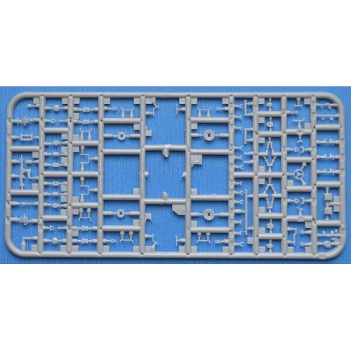 Бронетехника и артиллерия Боевая машина огневой поддержки LAV-150 с 20-мм автоматической и 90мм гладкоствольной пушкой 1:72