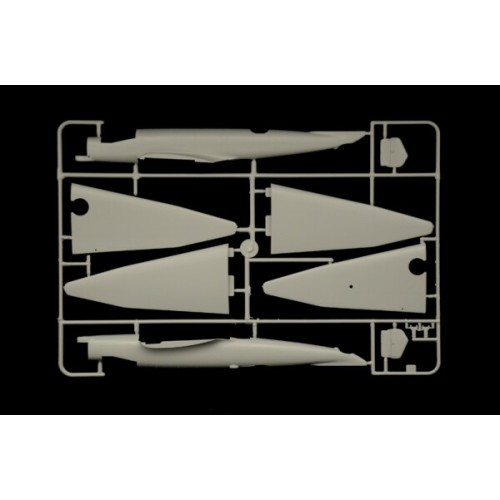 Сборная модель самолета Сборная модель 1:72 Самолет Юнкерс Ю 86 Е1:Е2 Италери 1391 1:72