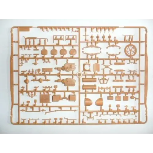 Авто-мото Збірна модель 1:35 Німецький санітарний автомобіль Lastkraftwagen 3.5 t AHN з укриттям ICM 35417