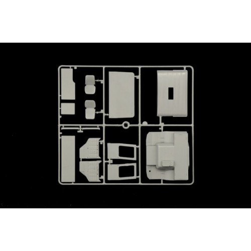 Авто-мото Збірна модель 1:24 вантажний автомобіль : тягач Man F8 19.321 4x2 Italeri 3946