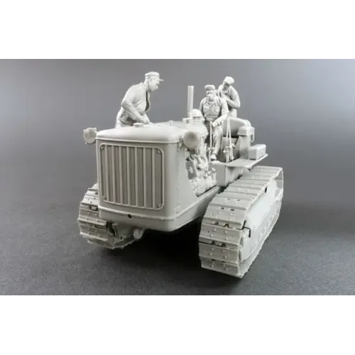 Бронетехника и артиллерия Американский тяжелый трактор с буксирной лебедкой и фигурами экипажа 1:35