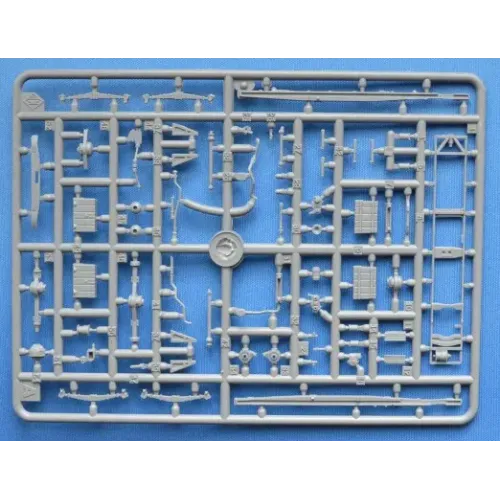 Авто-мото Збірна модель 1:72 Радянська всюдихідна військова вантажівка ГАЗ-66 ACE 72182