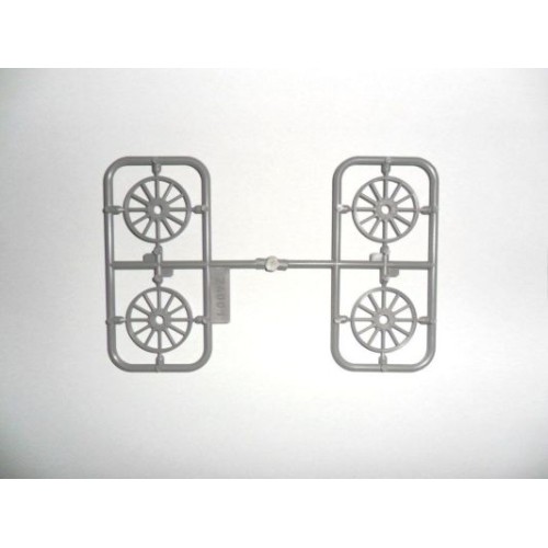 Авто-мото Сборная модель 1:24 Пожарный автомобиль с экипажем T 1914 ICM 24017